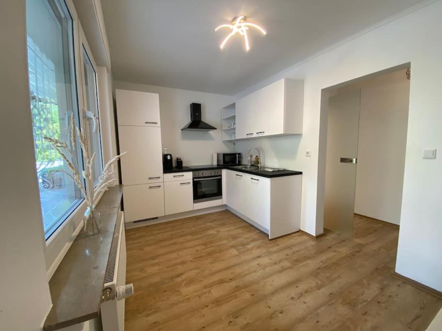 Apartment Modernes In Ruhiger Lage Von Neheim *